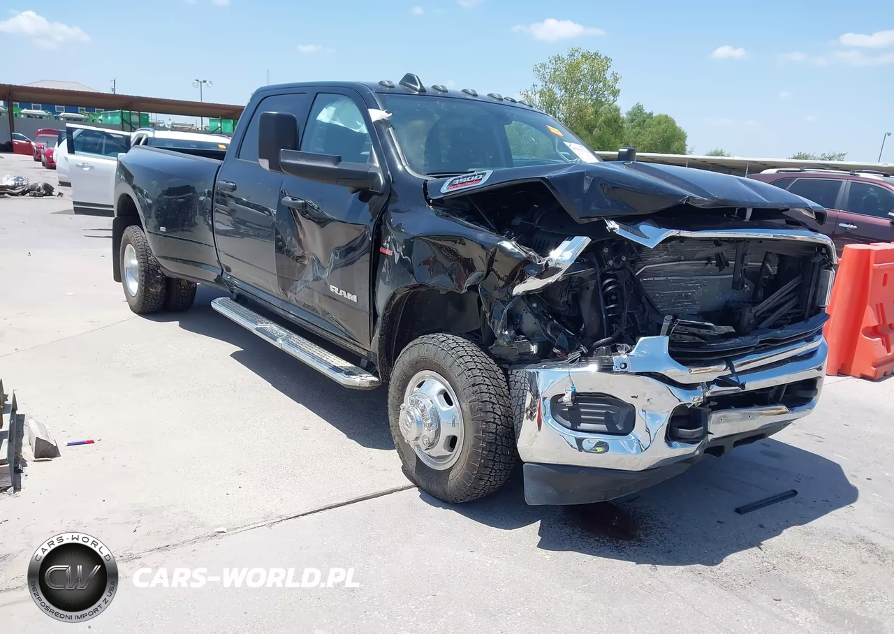 2020 Ram 3500 Tradesman 4X4 8' Box