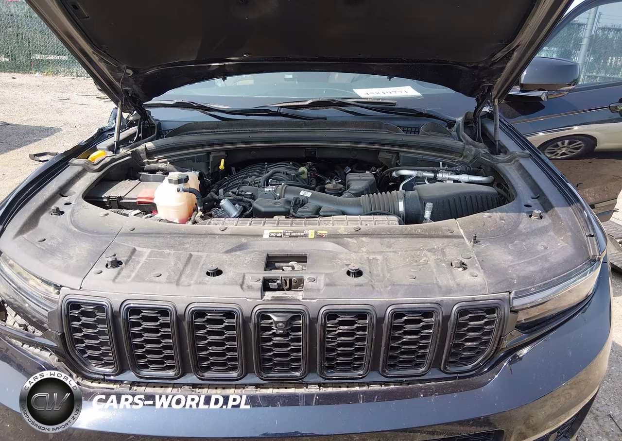 2024 Jeep Grand Cherokee L Limited 4X4 VIN:1C4RJKBG1R8563406 - 10