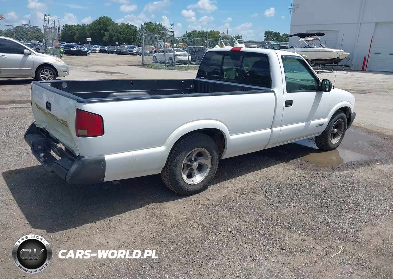 1997 Chevrolet S-10 Fleetside VIN:1GCCS14X7V8190179 - 4
