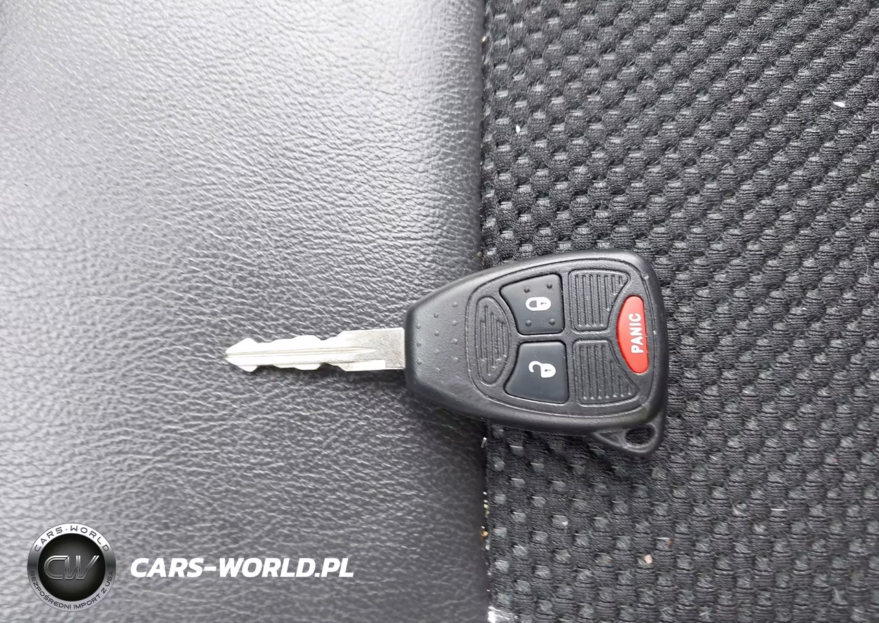 2014 Jeep Compass Latitude VIN:1C4NJDEB7ED670990 - 11