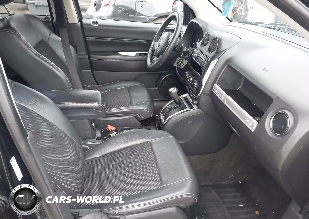 2014 Jeep Compass Latitude VIN:1C4NJDEB7ED670990 - 5