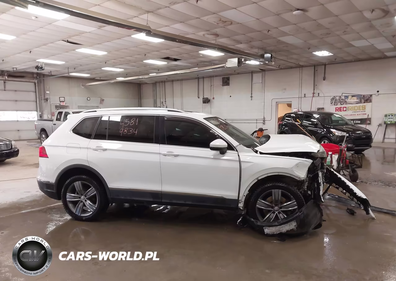 2020 Volkswagen Tiguan 2.0T Se-2.0T Se R-Line Black-2.0T Sel VIN:3VV2B7AX9LM134113 - 13