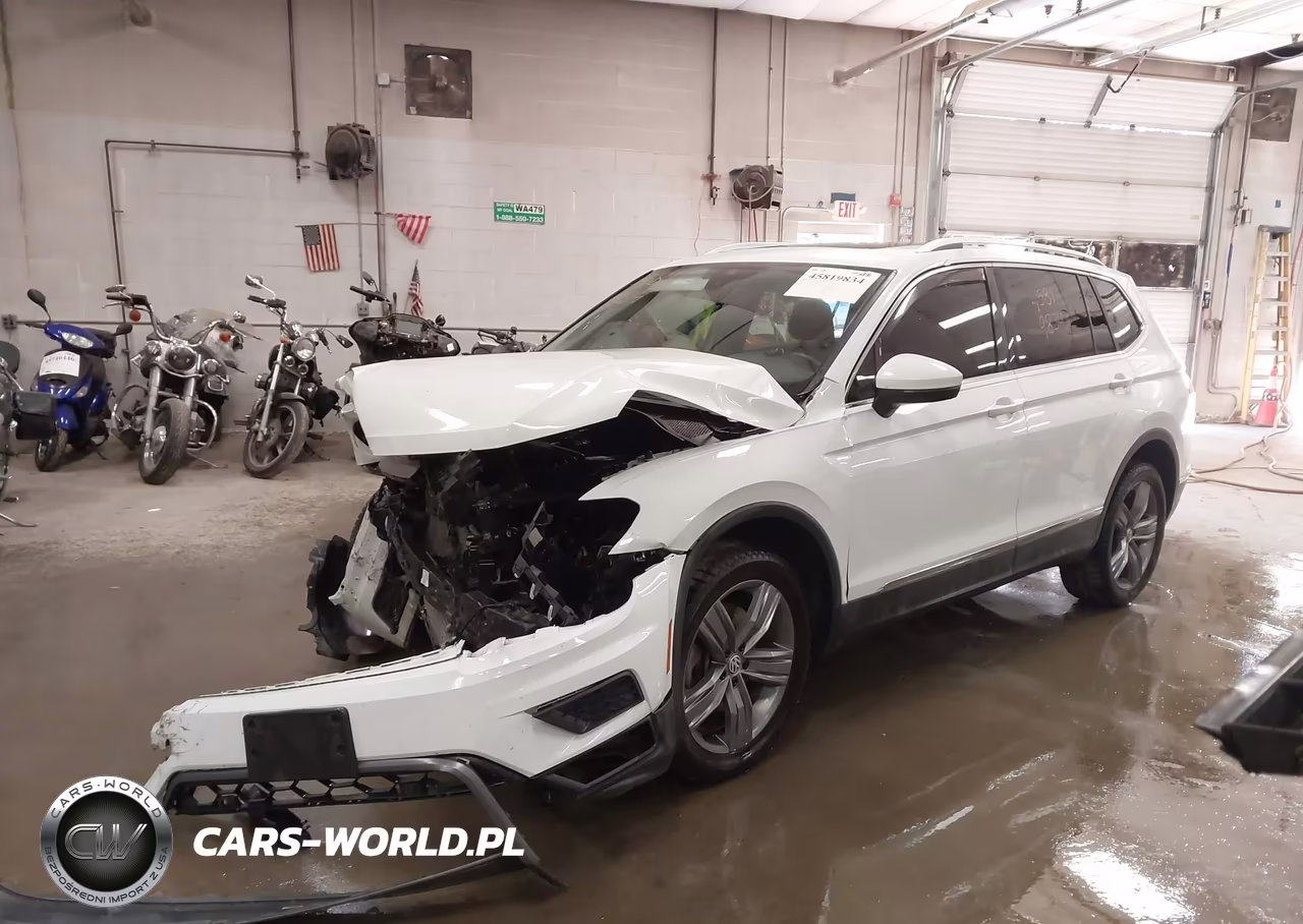 2020 Volkswagen Tiguan 2.0T Se-2.0T Se R-Line Black-2.0T Sel VIN:3VV2B7AX9LM134113 - 2
