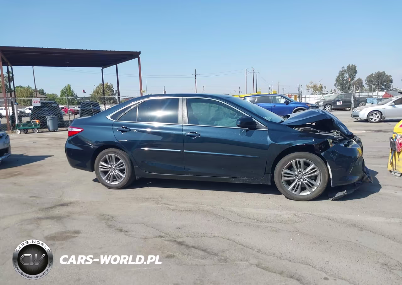 2016 Toyota Camry Se VIN:4T1BF1FK4GU225946 - 13