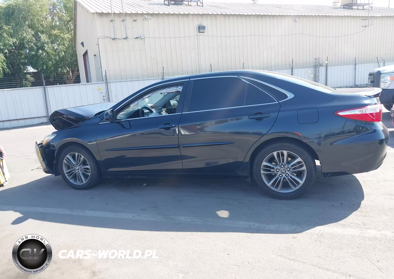 2016 Toyota Camry Se VIN:4T1BF1FK4GU225946 - 14