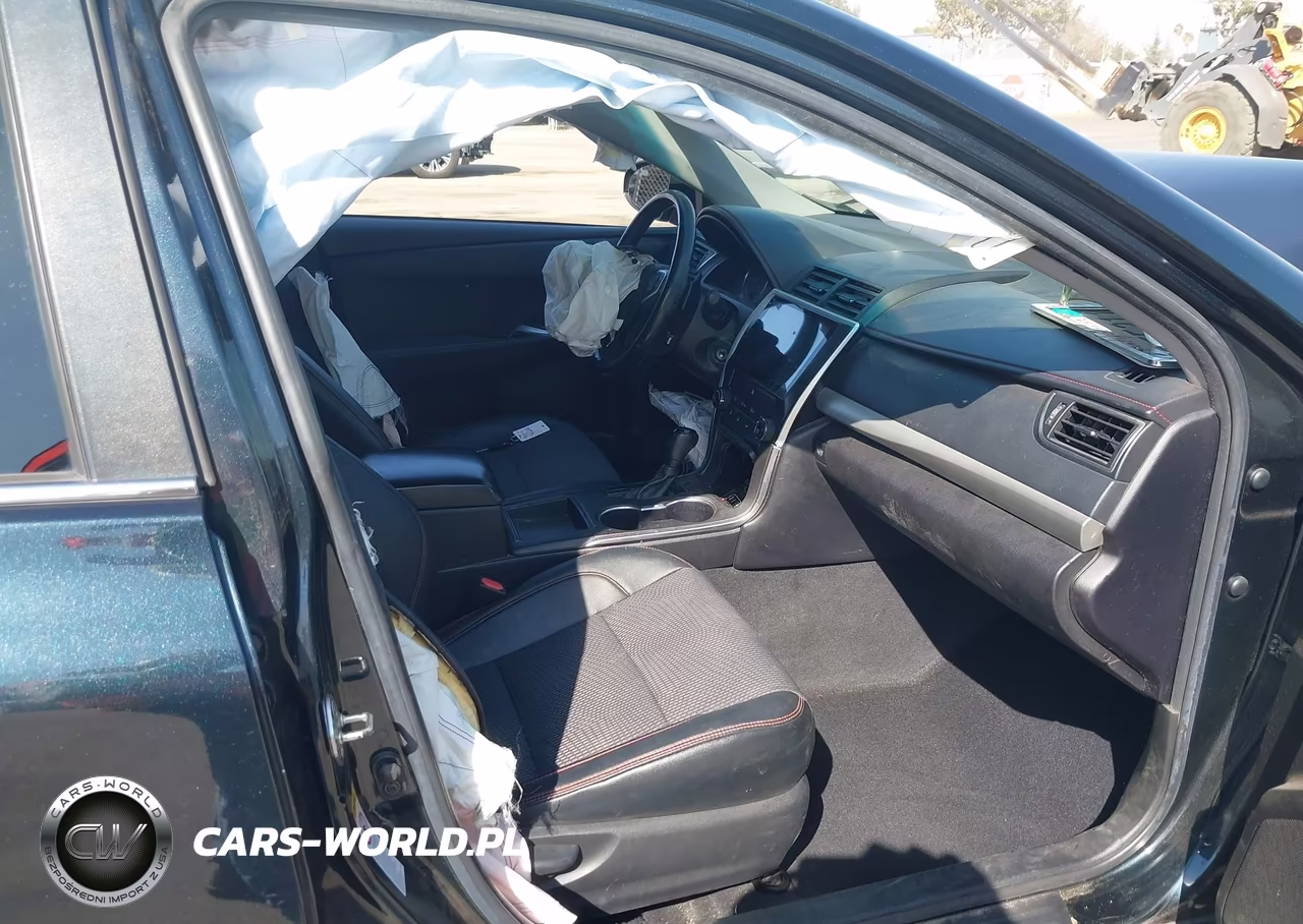 2016 Toyota Camry Se VIN:4T1BF1FK4GU225946 - 5