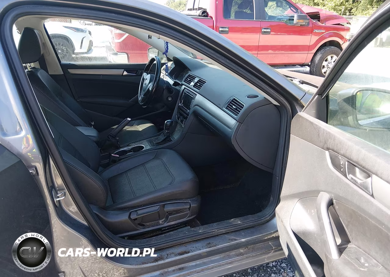 2015 Volkswagen Passat 1.8T Se VIN:1VWBS7A30FC055895 - 5
