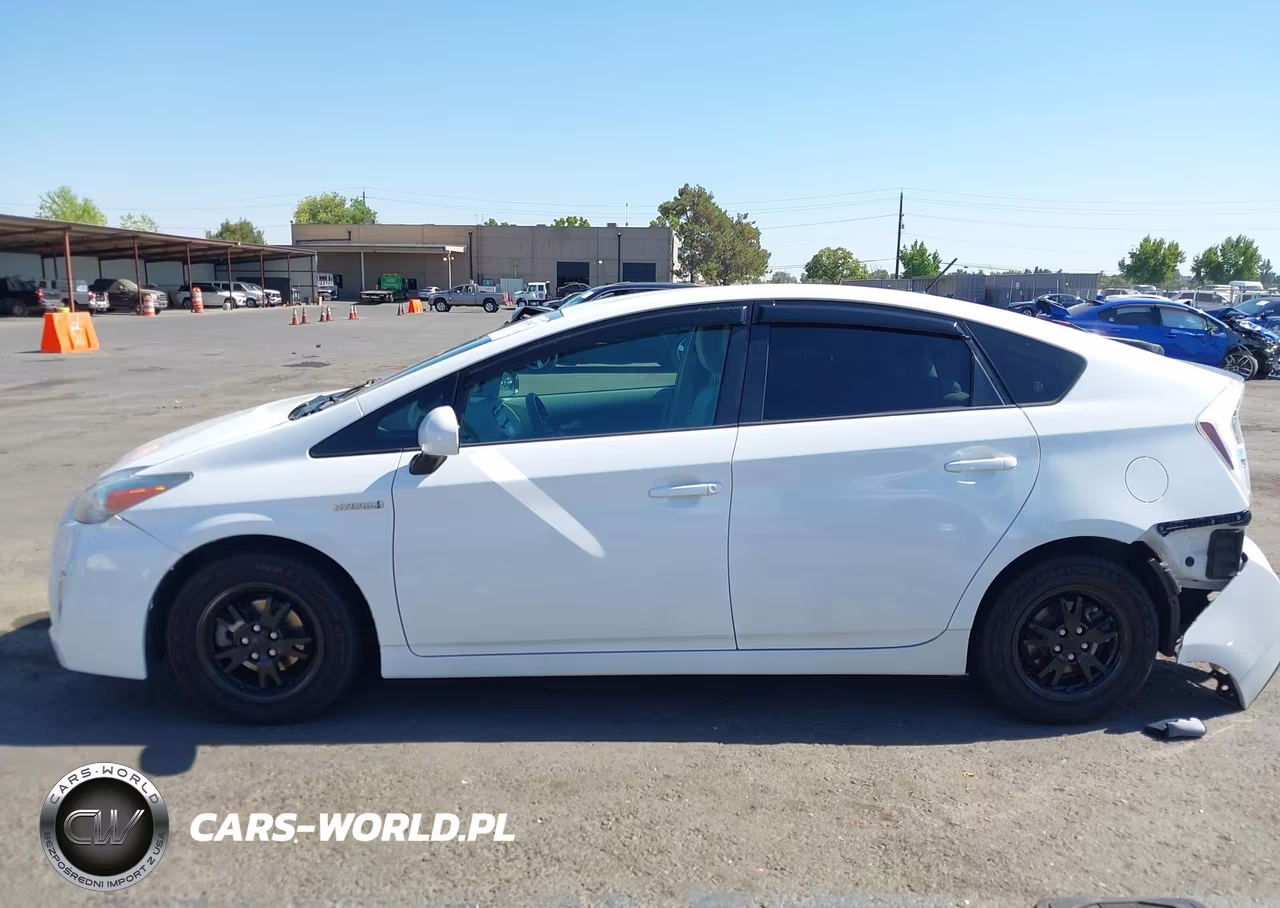 2010 Toyota Prius Iii VIN:JTDKN3DU8A5209936 - 14
