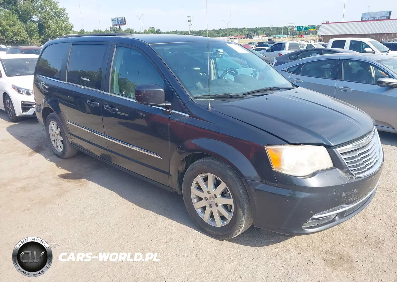 2014 Chrysler Town & Country Touring – zdjęcie 1 z 14