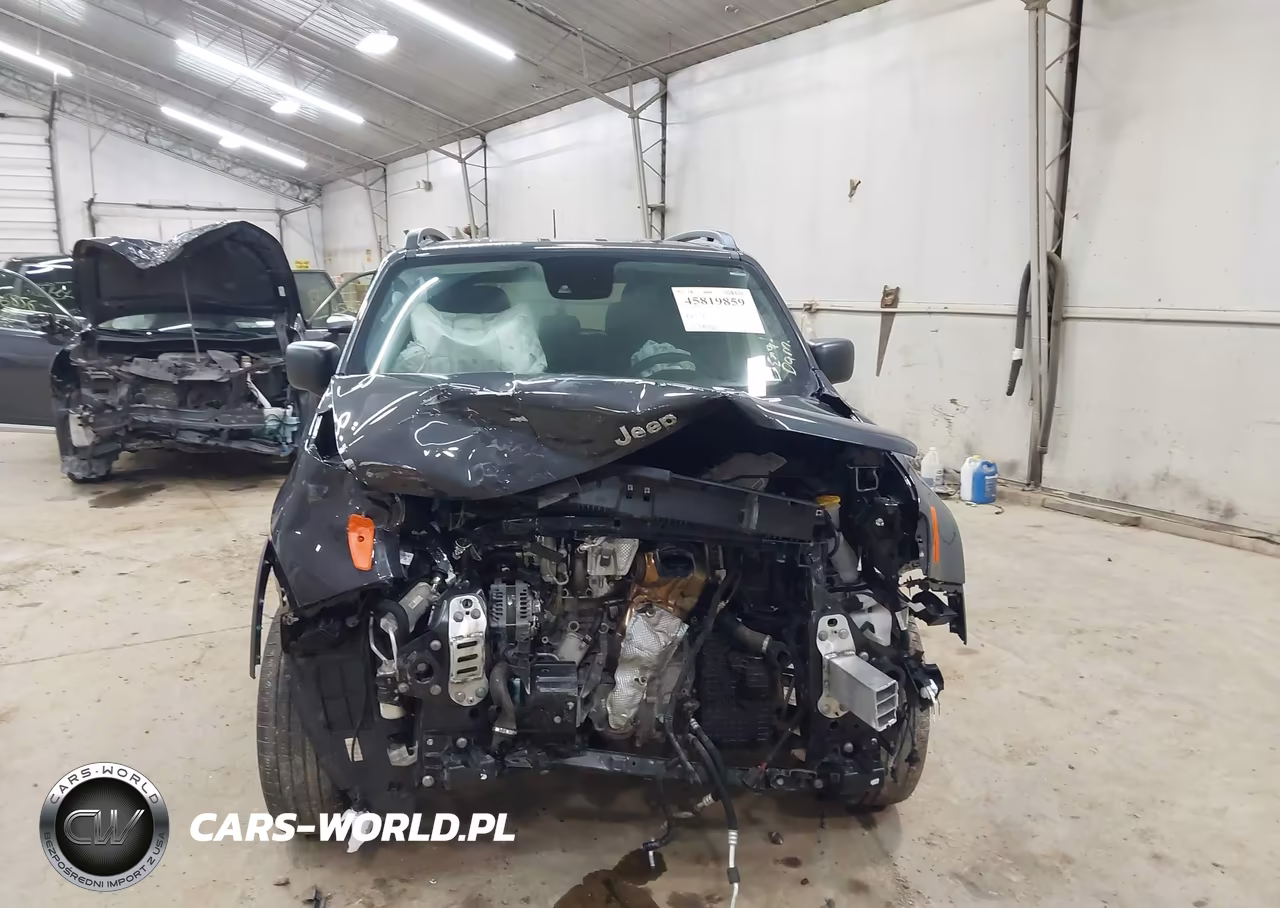 2023 Jeep Renegade Latitude VIN:ZACNJDB1XPPP61586 - 13