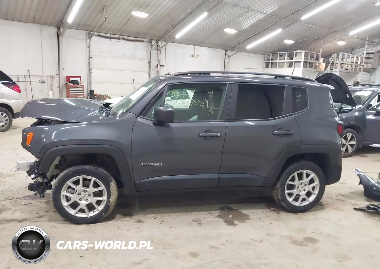 2023 Jeep Renegade Latitude VIN:ZACNJDB1XPPP61586 - 15