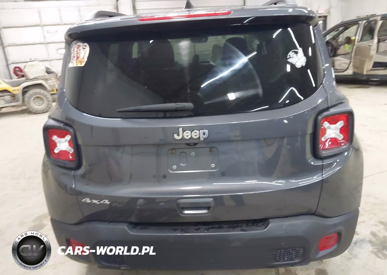2023 Jeep Renegade Latitude VIN:ZACNJDB1XPPP61586 - 17