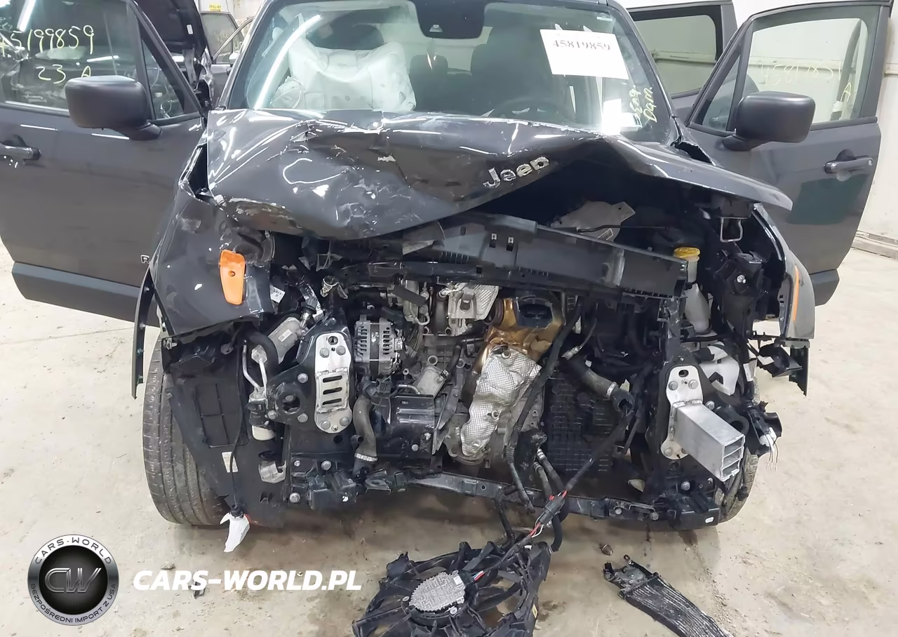 2023 Jeep Renegade Latitude VIN:ZACNJDB1XPPP61586 - 6