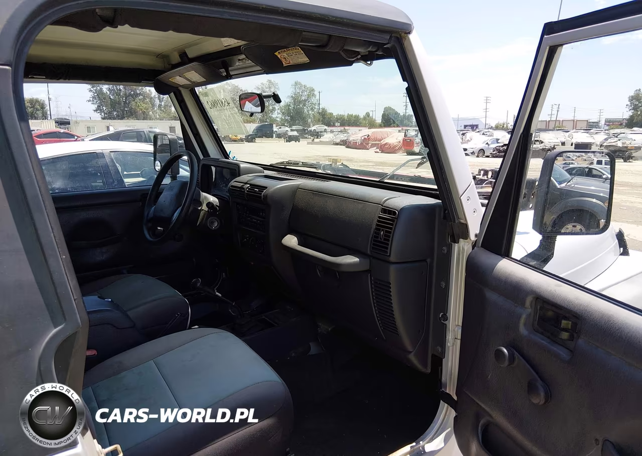 2002 Jeep Wrangler X VIN:1J4FA39SX2P750958 - 5