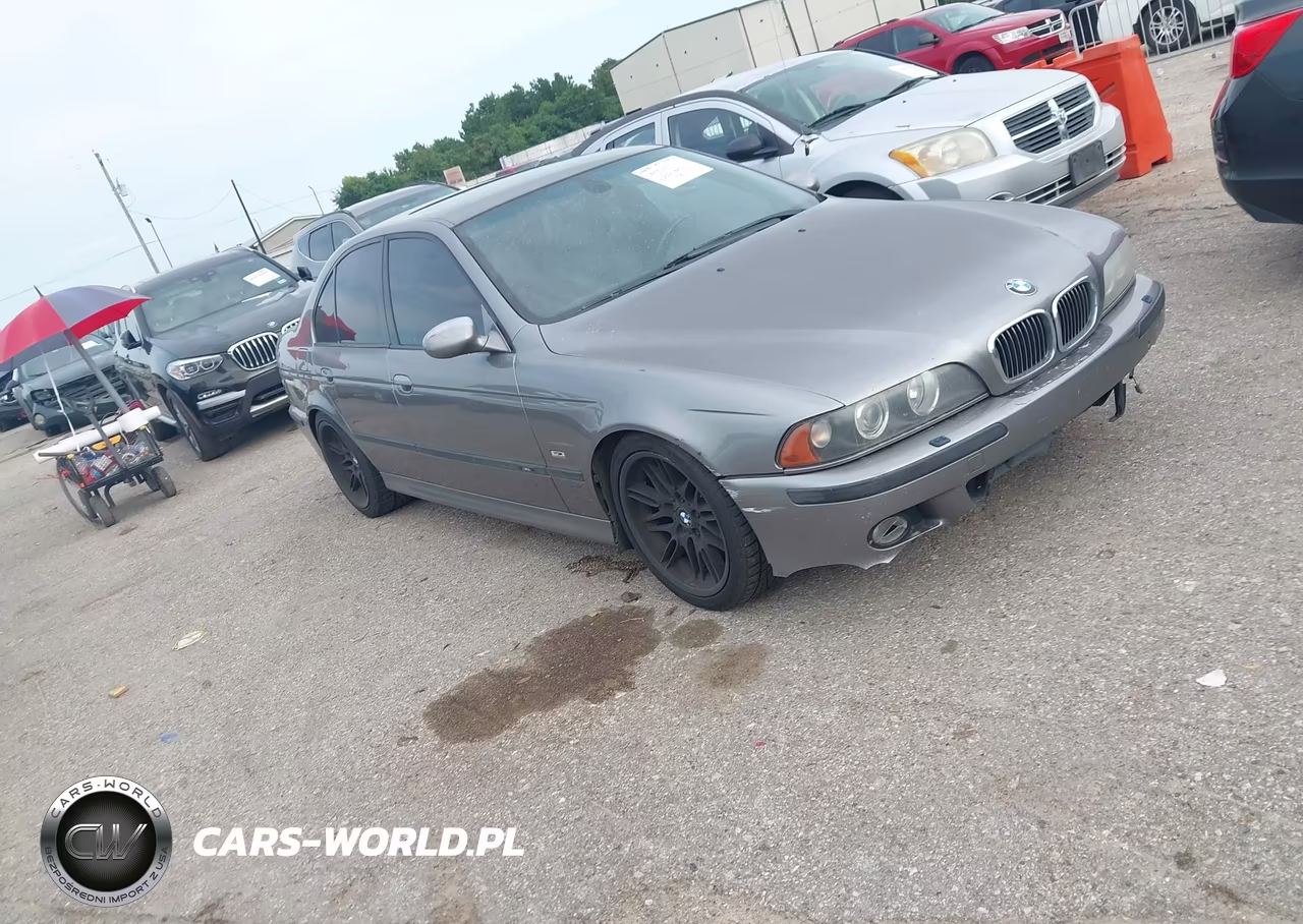 2002 BMW M5