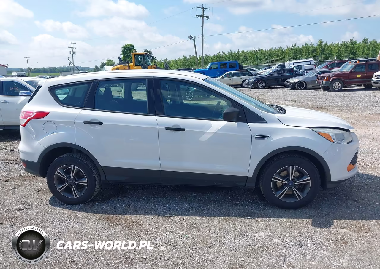 2013 Ford Escape S VIN:1FMCU0F75DUA45080 - 13
