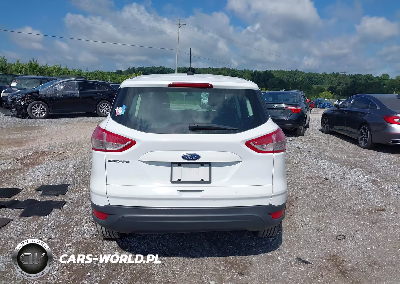2013 Ford Escape S VIN:1FMCU0F75DUA45080 - 16