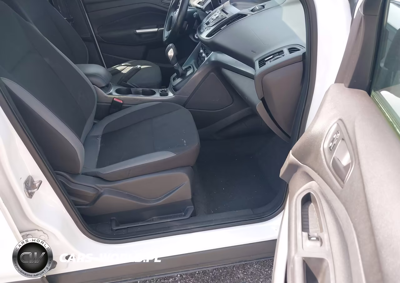 2013 Ford Escape S VIN:1FMCU0F75DUA45080 - 5