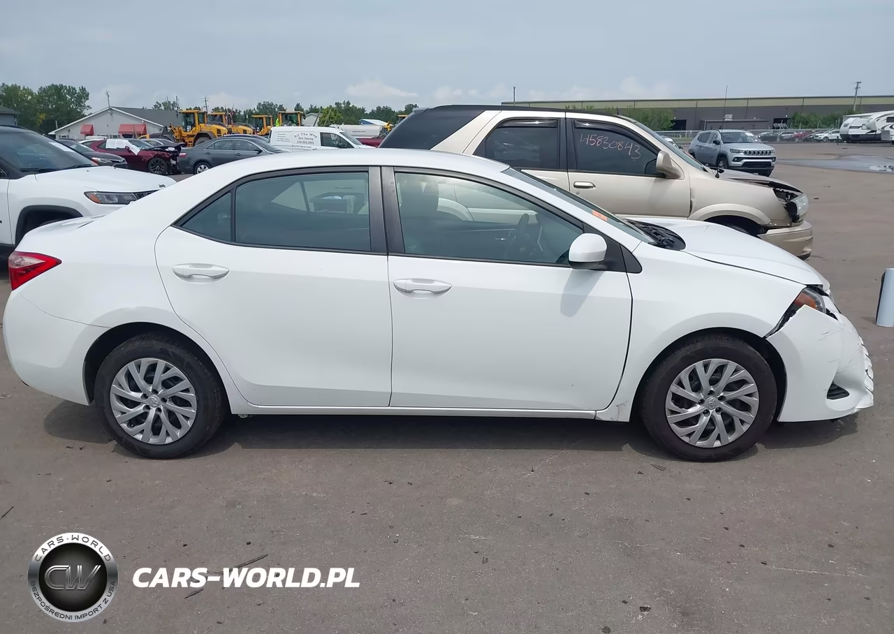 2017 Toyota Corolla Le VIN:2T1BURHE8HC874034 - 14
