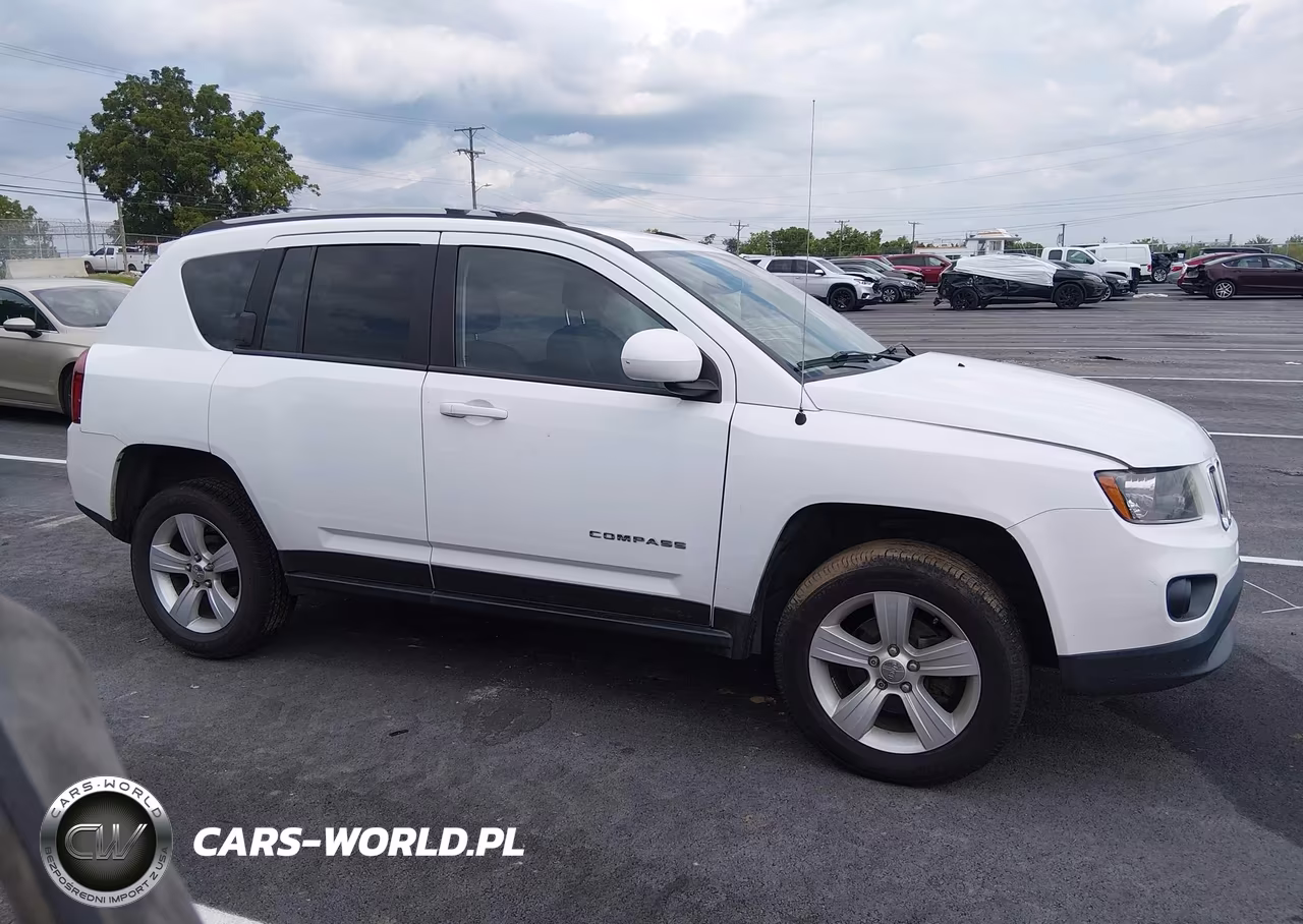 2017 Jeep Compass Latitude VIN:1C4NJDEBXHD204684 - 13