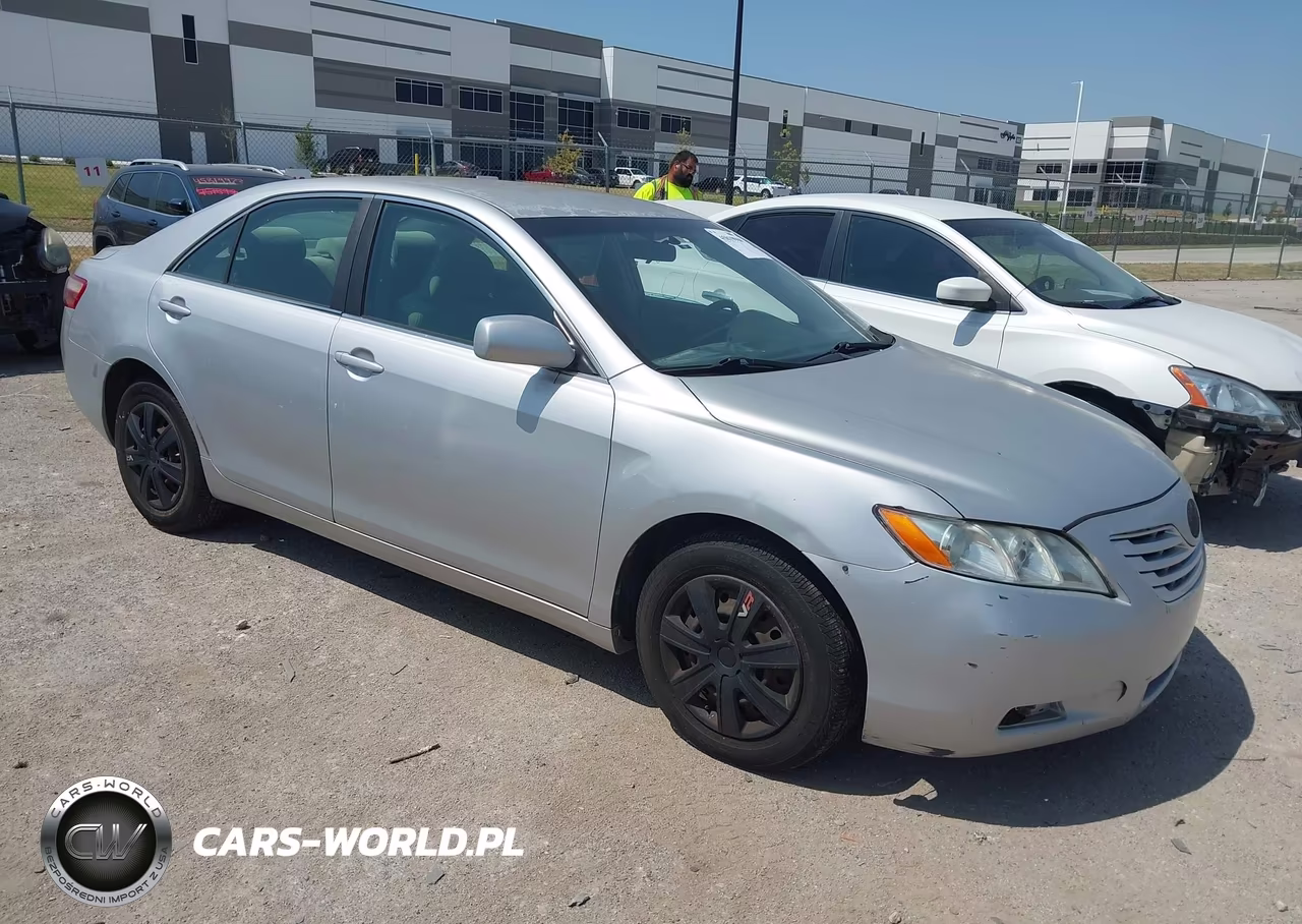 2007 Toyota Camry Le – zdjęcie 1 z 11