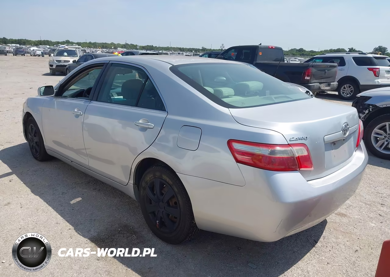 2007 Toyota Camry Le VIN:4T1BE46K47U006957 - 3