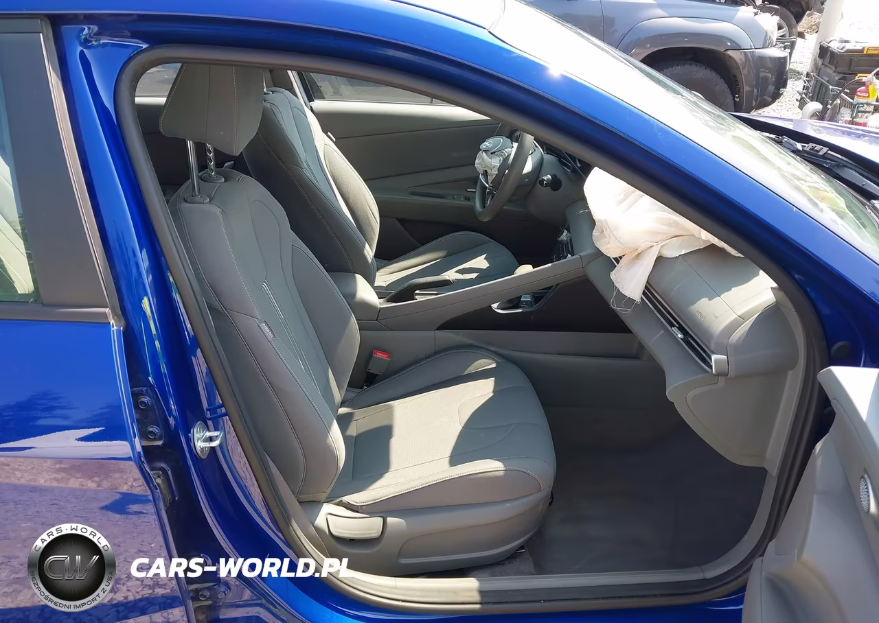 2021 Hyundai Elantra Sel VIN:5NPLM4AG8MH004472 - 17