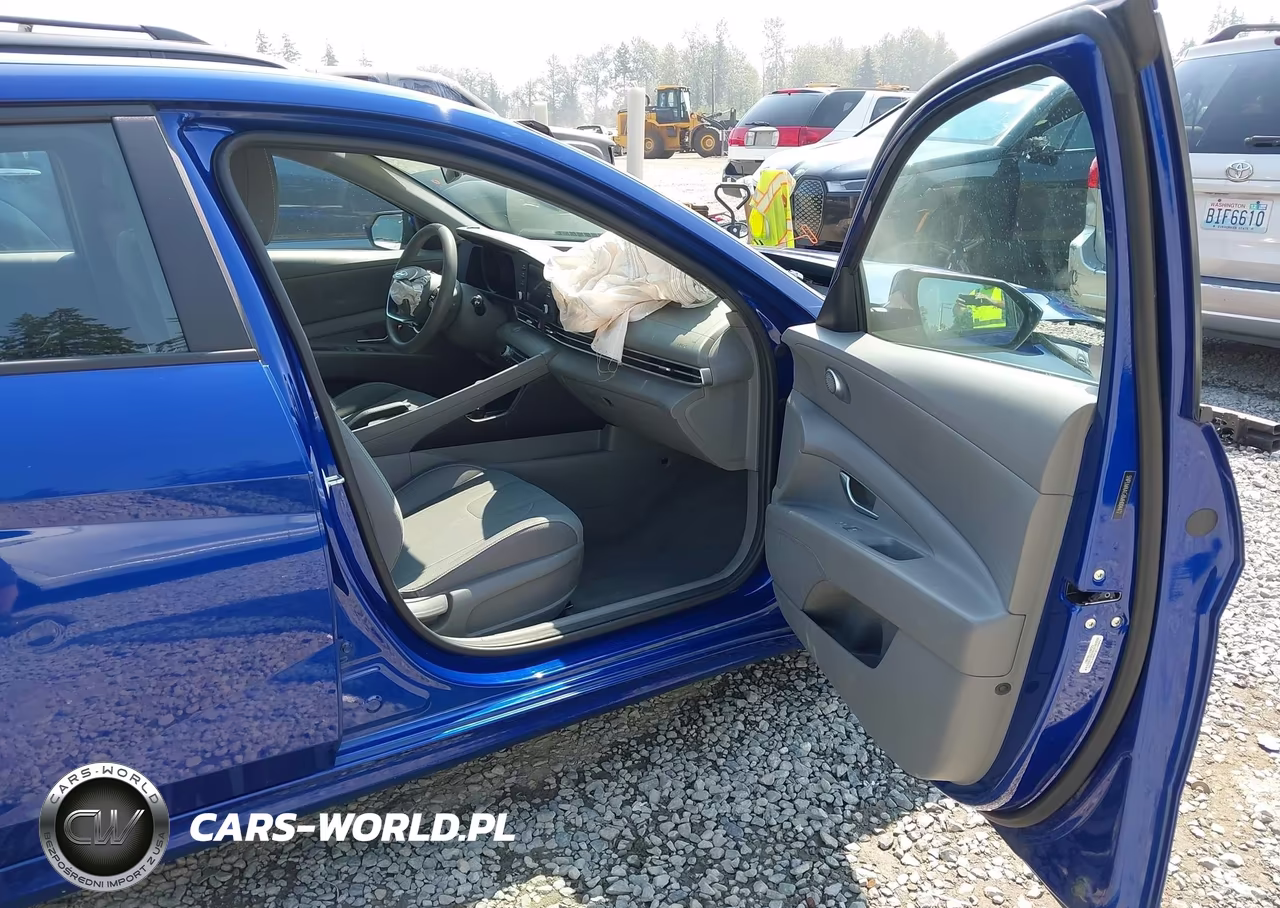 2021 Hyundai Elantra Sel VIN:5NPLM4AG8MH004472 - 5