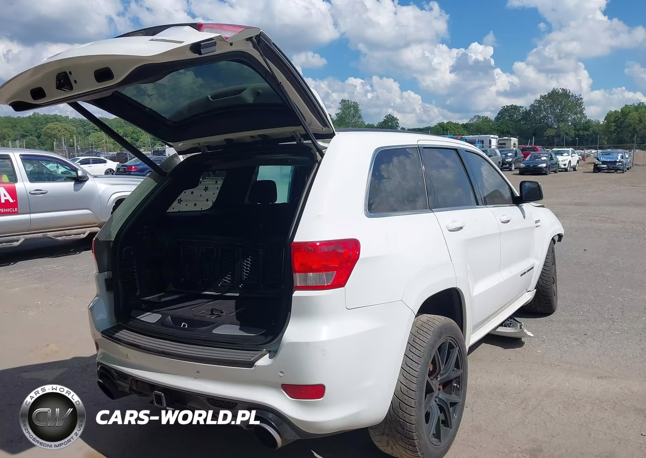 2013 Jeep Grand Cherokee Srt8 Alpine VIN:1C4RJFDJ0DC541323 - 21