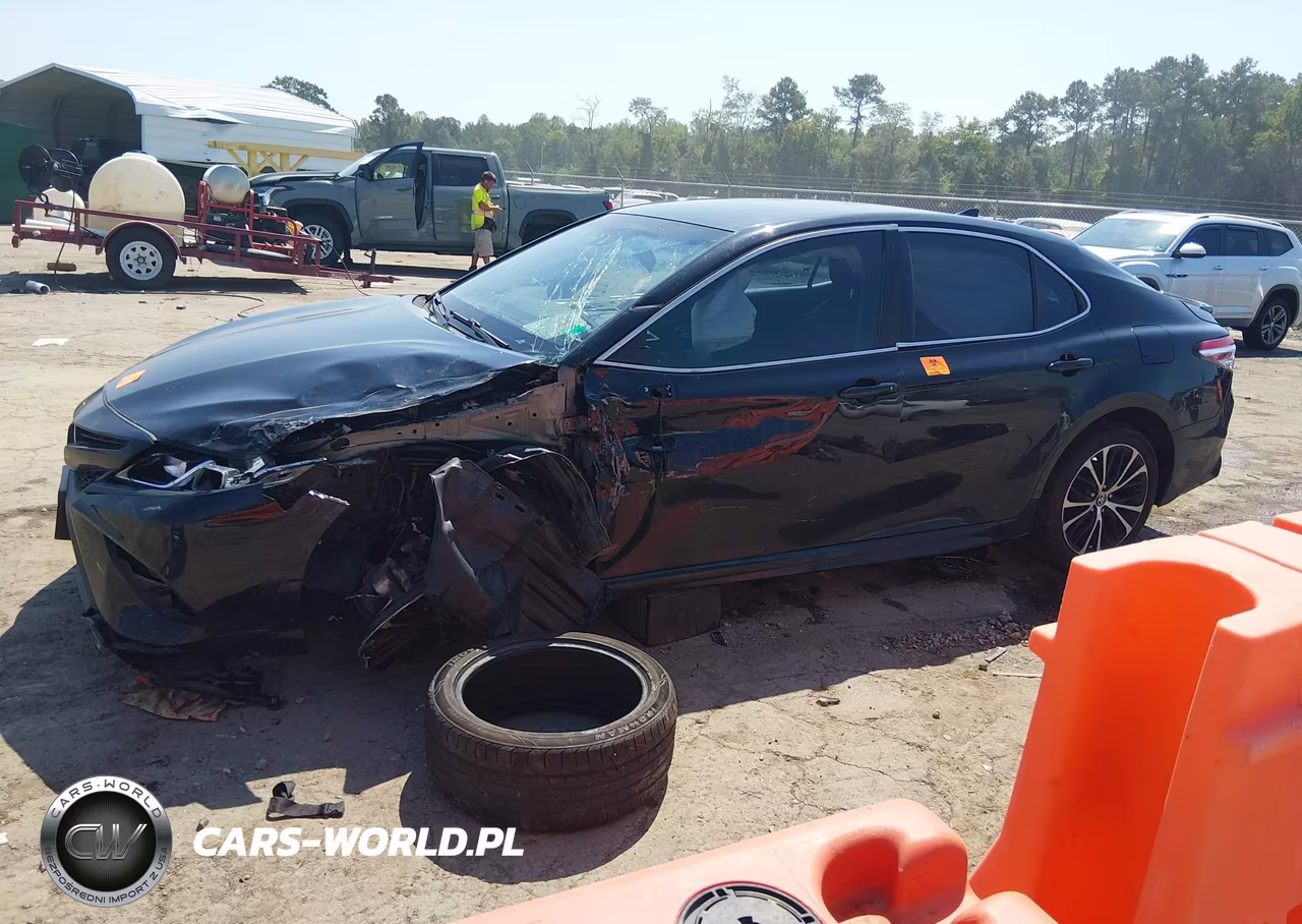 2020 Toyota Camry Se VIN:4T1G11AK9LU396584 - 15