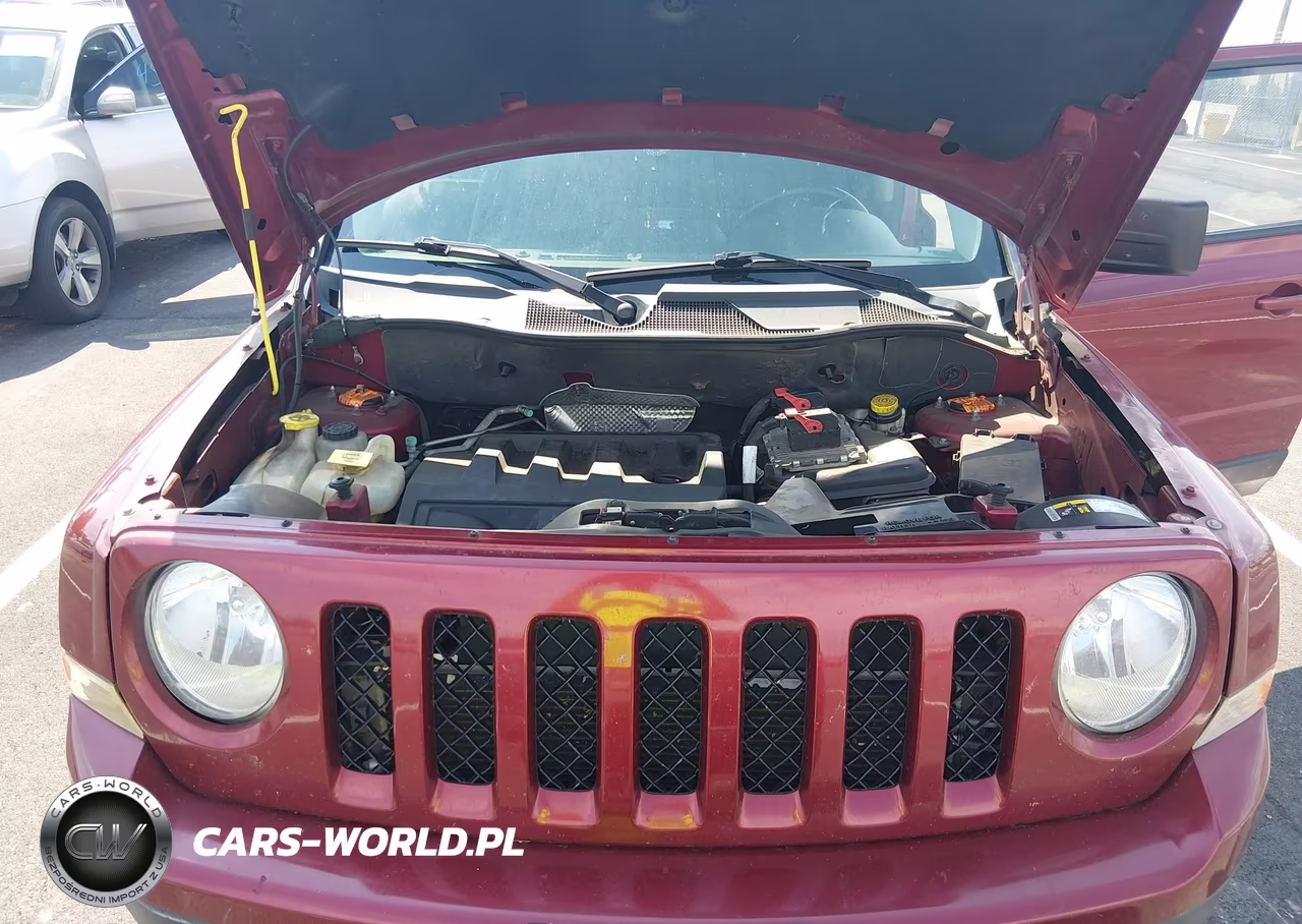 2016 Jeep Patriot Latitude VIN:1C4NJPFB1GD584173 - 10