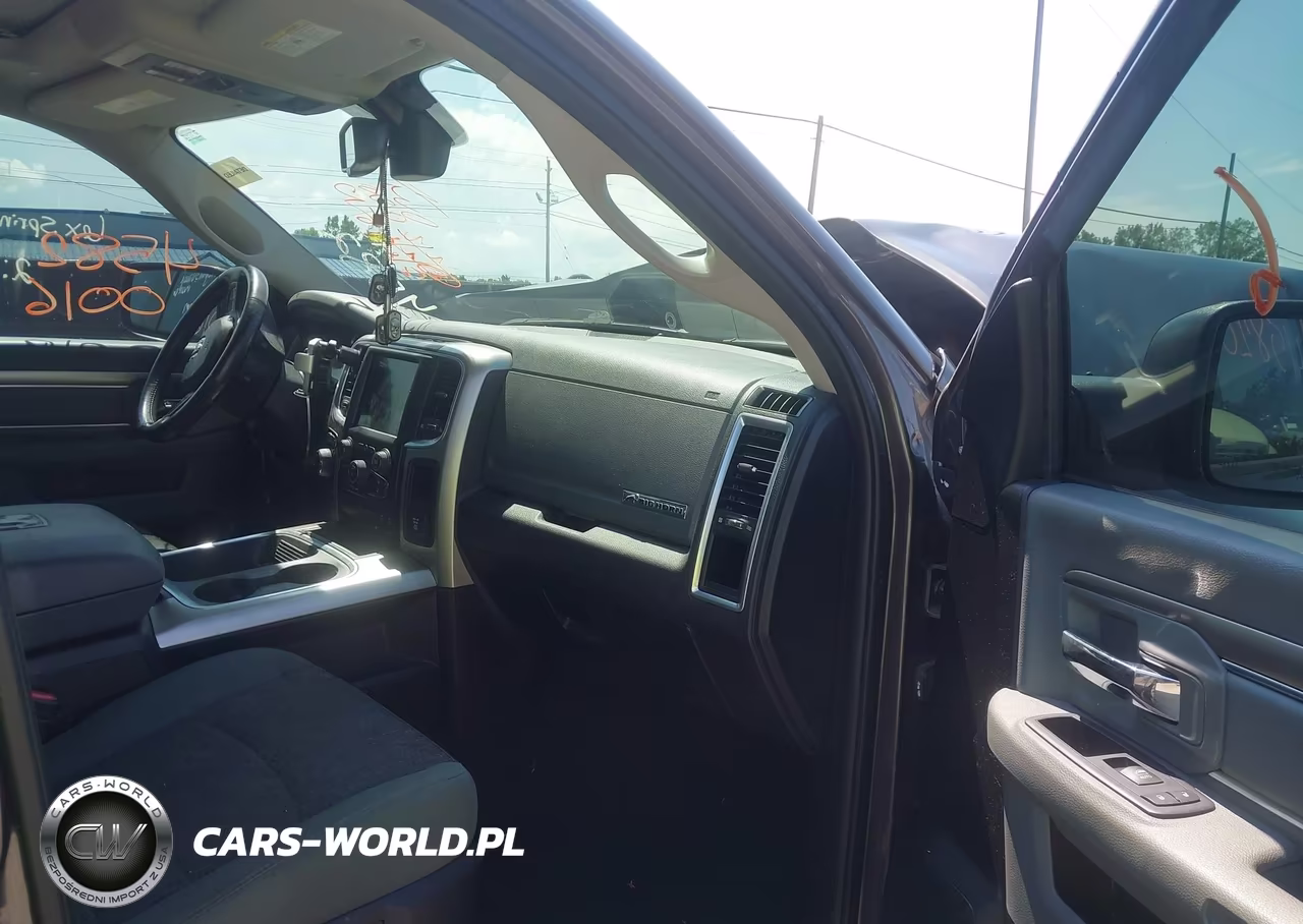 2019 Ram 1500 Classic Big Horn 4X4 5'7 Box VIN:1C6RR7LT9KS569794 - 5