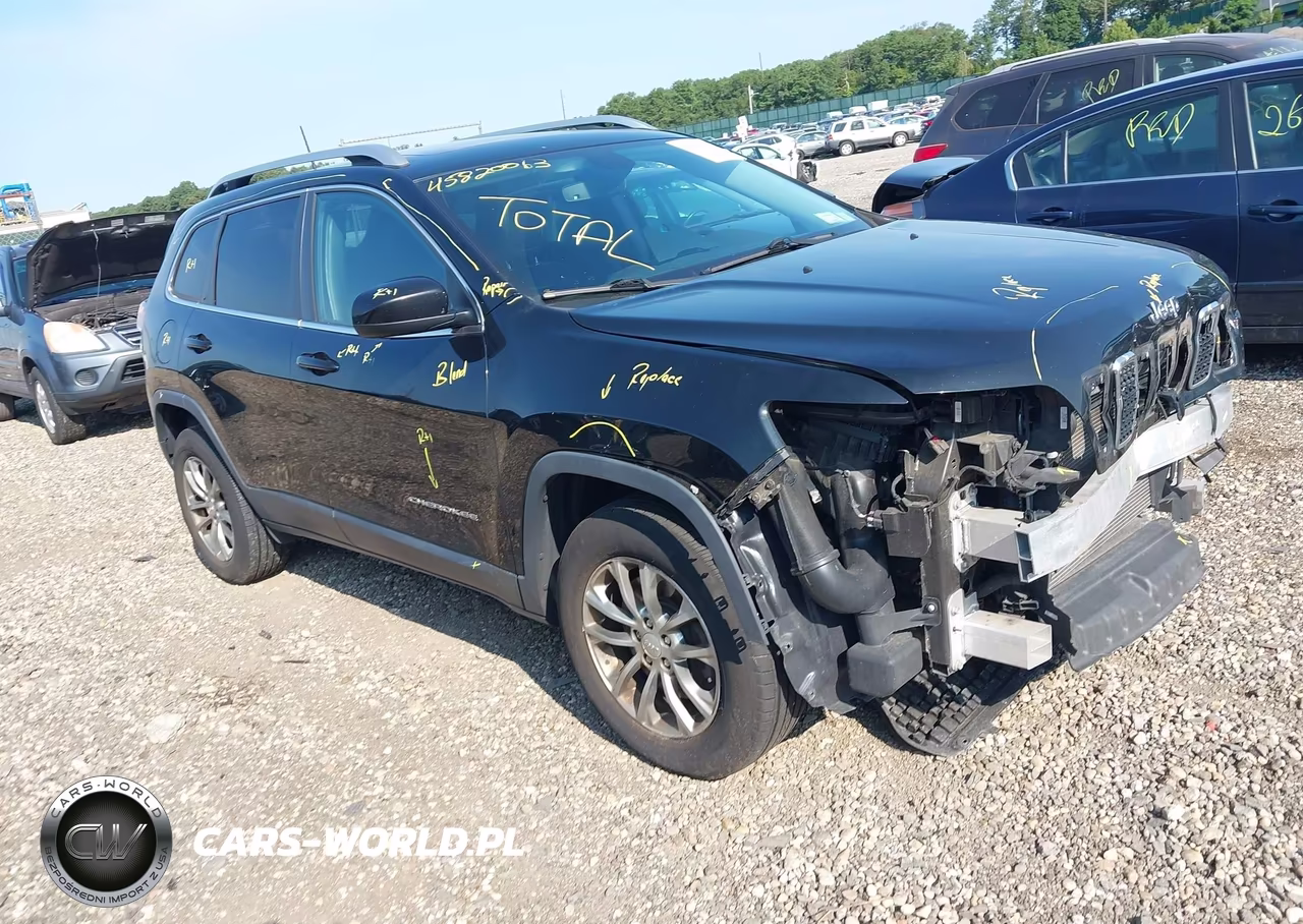 2019 Jeep Cherokee Latitude Plus 4X4 – zdjęcie 1 z 17