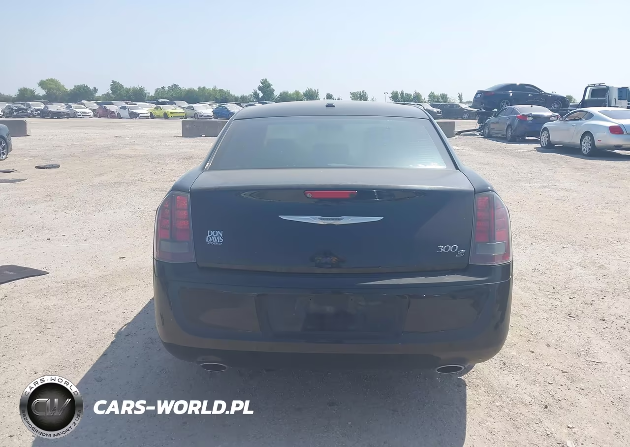 2014 Chrysler 300 300S VIN:2C3CCABG5EH373496 - 16