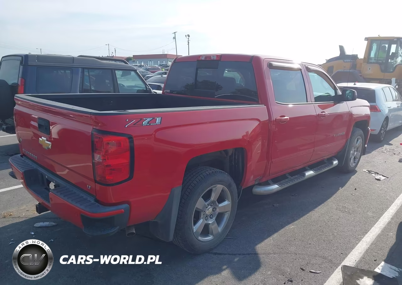 2018 Chevrolet Silverado 1500 2Lt VIN:3GCUKREC2JG330755 - 4