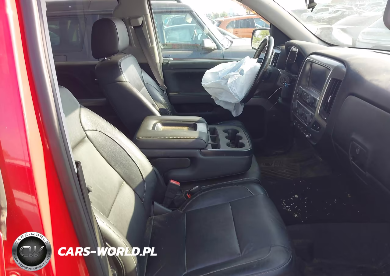 2018 Chevrolet Silverado 1500 2Lt VIN:3GCUKREC2JG330755 - 5