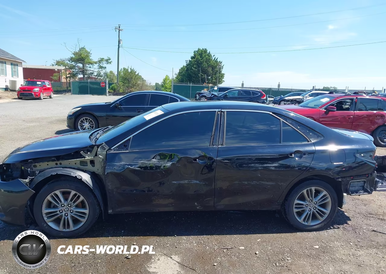 2015 Toyota Camry Se VIN:4T1BF1FK6FU108738 - 15