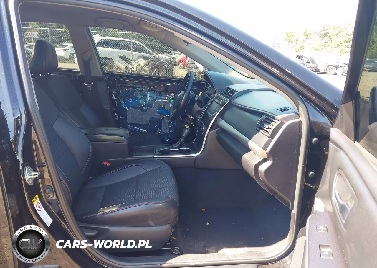 2015 Toyota Camry Se VIN:4T1BF1FK6FU108738 - 5