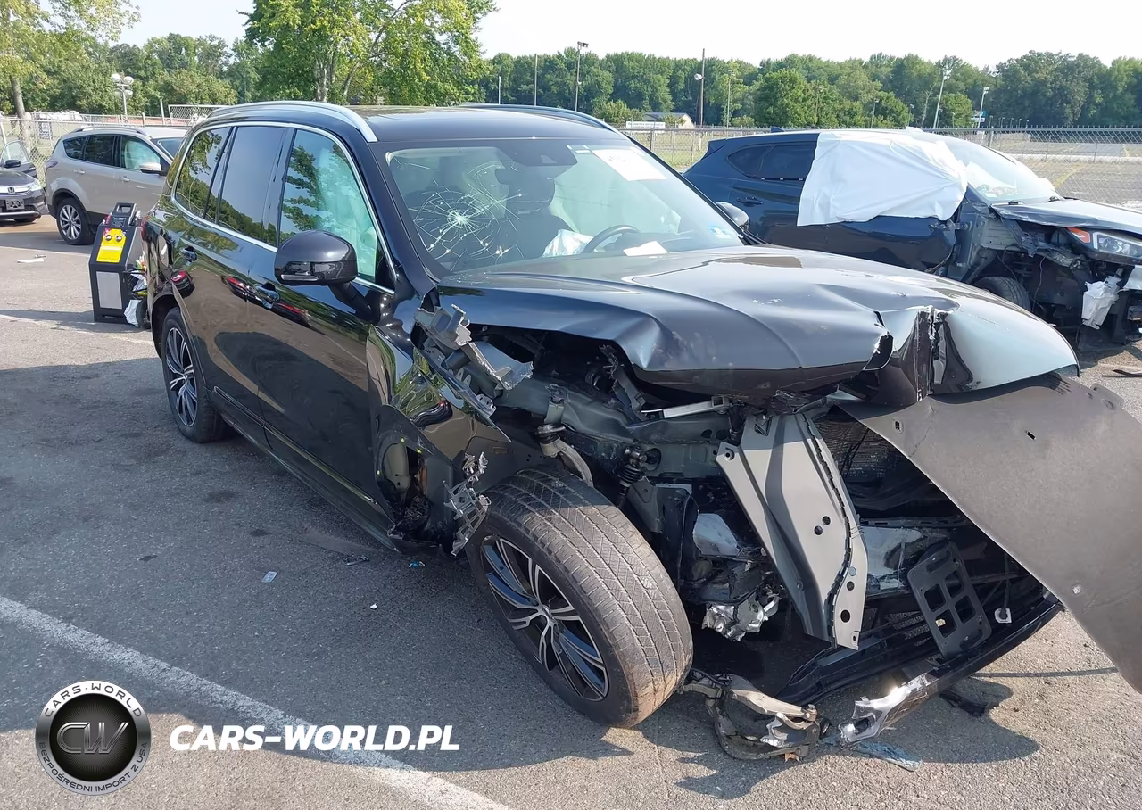 2020 Volvo Xc90 T6 Momentum 7 Passenger