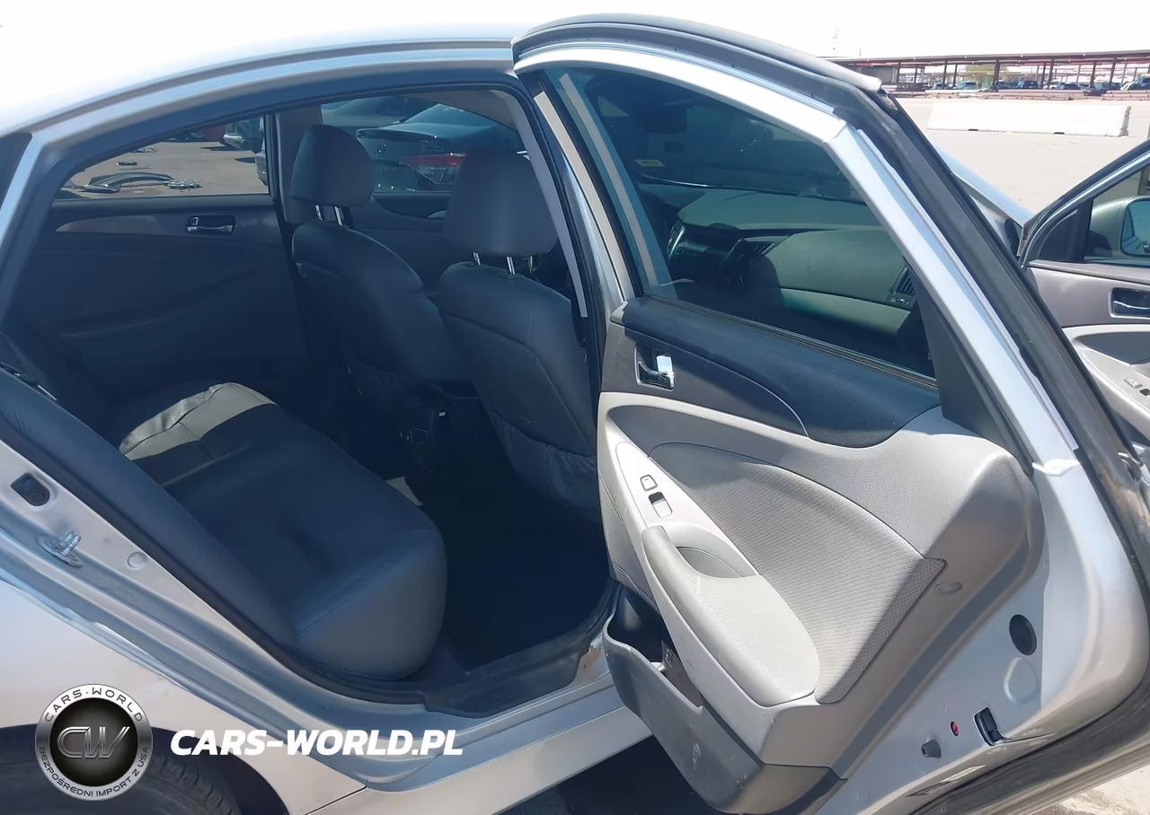2012 Hyundai Sonata Hybrid VIN:KMHEC4A46CA047047 - 8