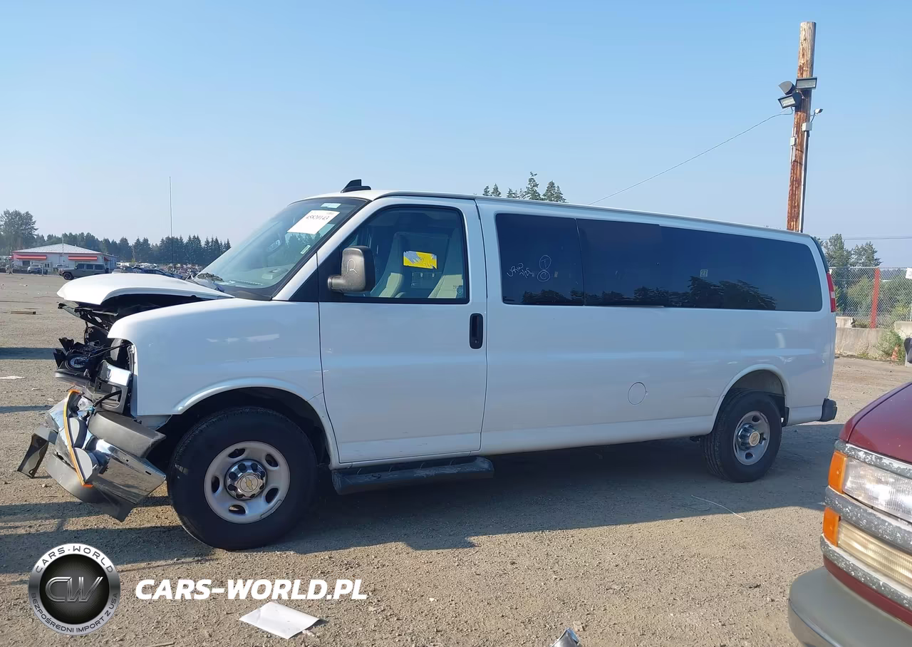 2025 Chevrolet Express Passenger Rwd 3500 Extended Wheelbase Lt VIN:1GAZGPFP4S1257796 - 15