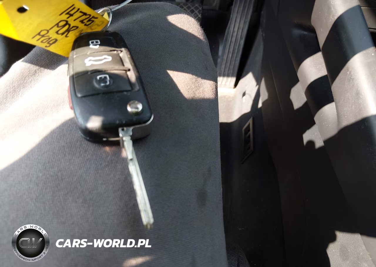 2010 Audi A3 2.0T Premium VIN:WAUMFAFM1AA035008 - 11