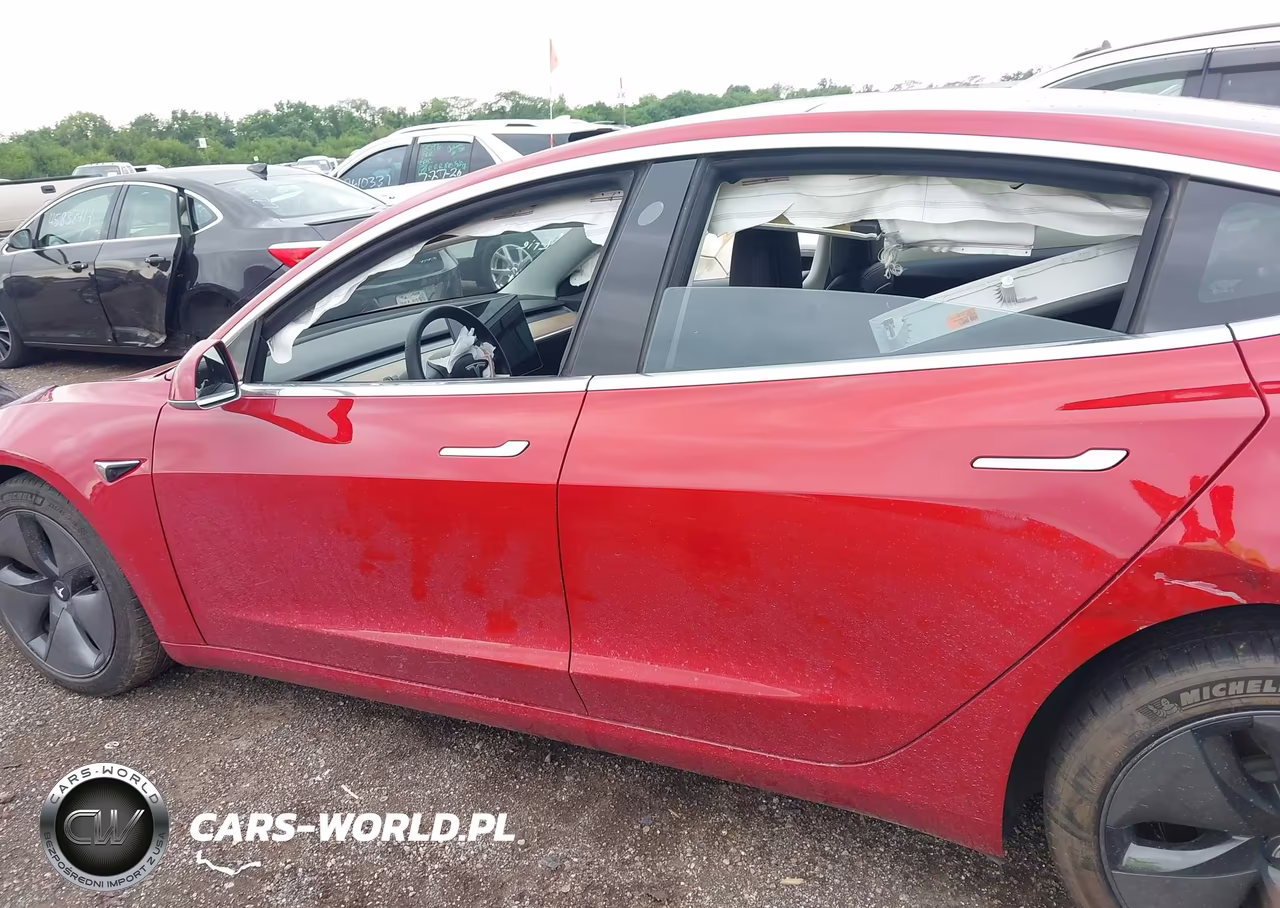 2018 Tesla Model 3 Long Range-Mid Range VIN:5YJ3E1EA5JF022472 - 13