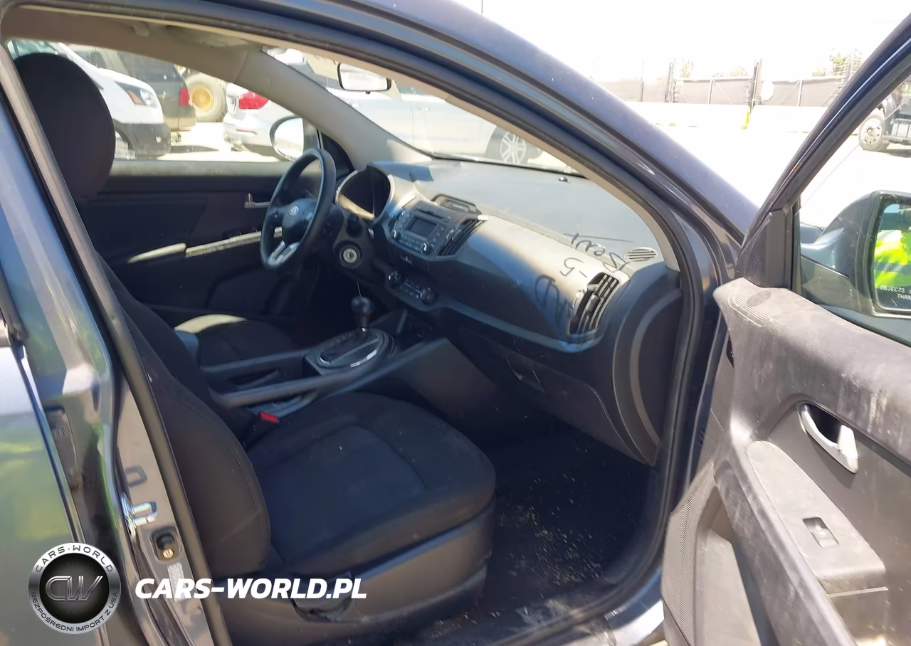 2012 Kia Sportage Lx VIN:KNDPB3A28C7332905 - 5