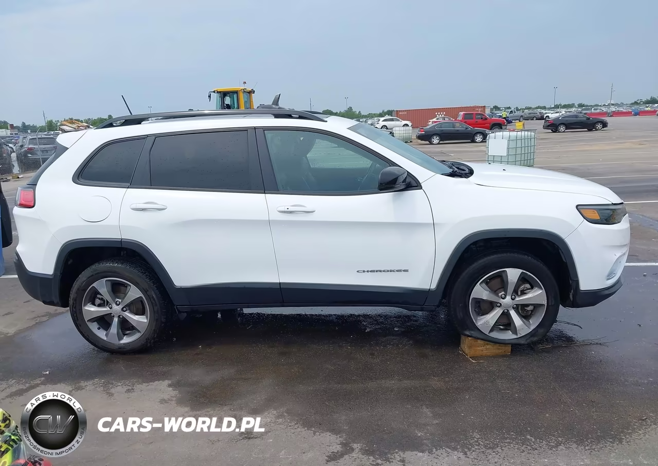 2022 Jeep Cherokee Limited 4X4 VIN:1C4PJMDX0ND555878 - 12
