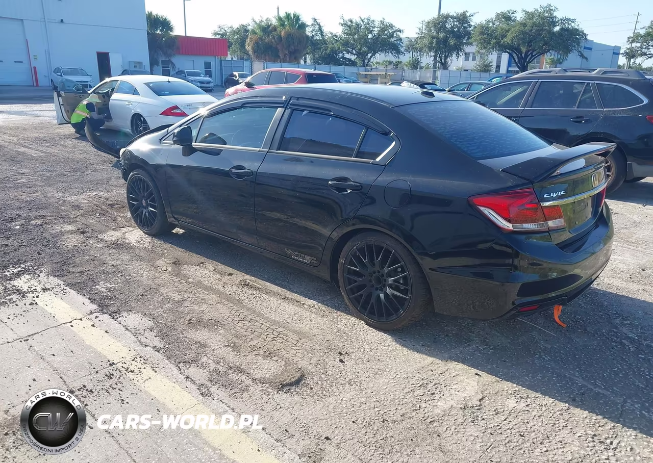 2013 Honda Civic Si VIN:2HGFB6E54DH706015 - 3