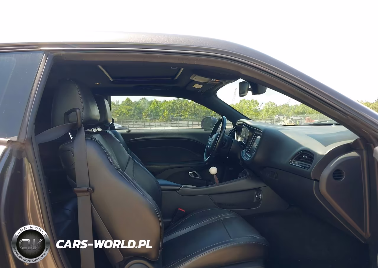 2016 Dodge Challenger R-T Plus VIN:2C3CDZBT1GH195615 - 5