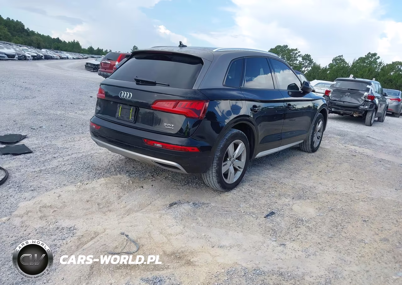 2018 Audi Q5 2.0T Premium-2.0T Tech Premium VIN:WA1ANAFYXJ2213904 - 4