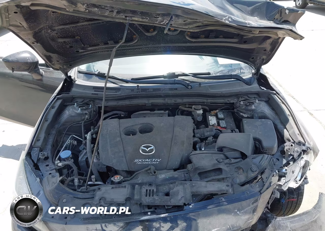 2018 Mazda Mazda3 Sport VIN:3MZBN1U74JM228599 - 10