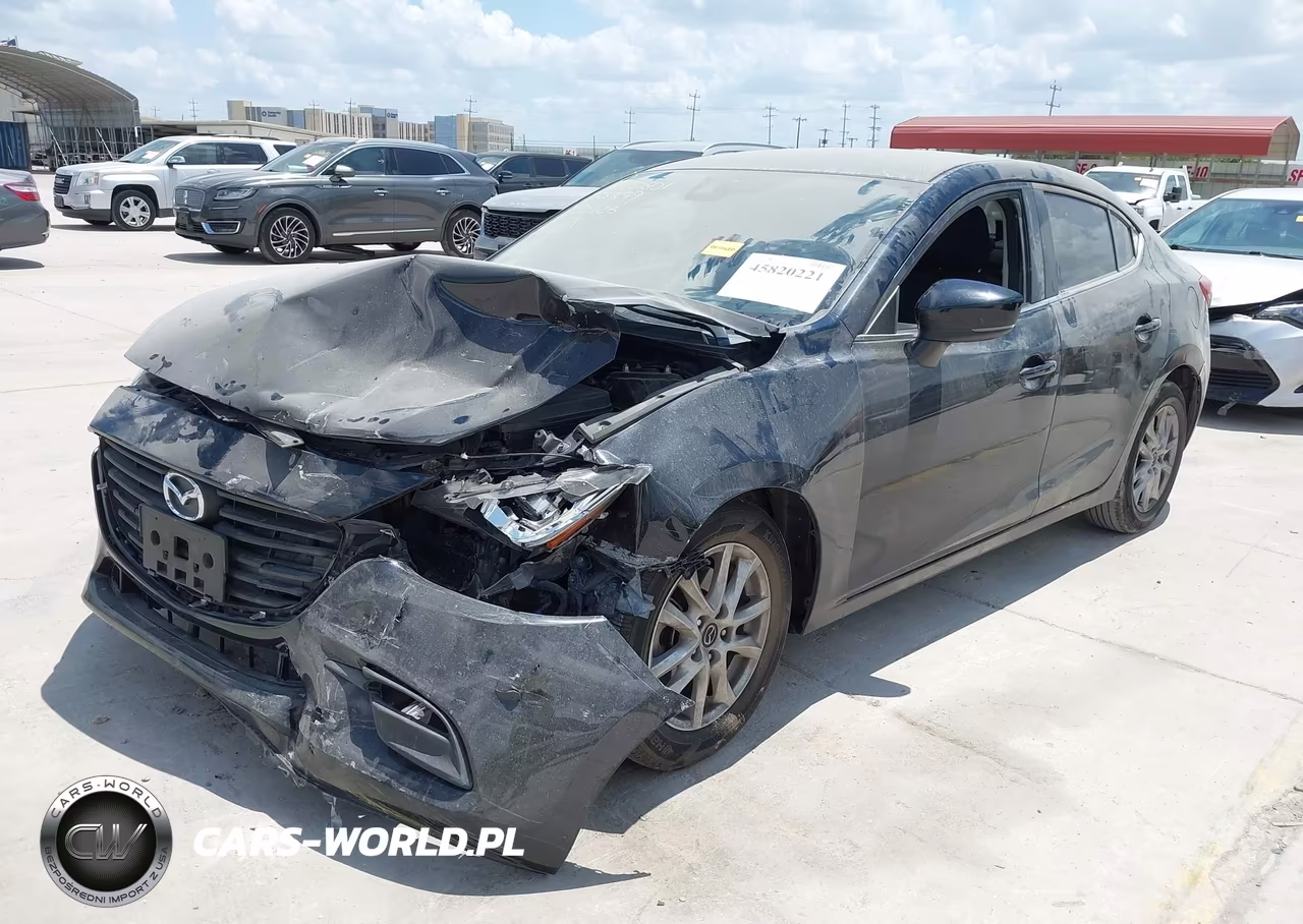 2018 Mazda Mazda3 Sport VIN:3MZBN1U74JM228599 - 2